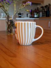 Load image into Gallery viewer, Cup - Puffousel (limited edition)