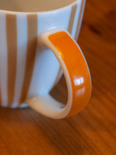 Load image into Gallery viewer, Cup - Puffousel (limited edition)